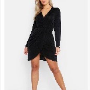 Never worn! plus size boohoo dresses with tags